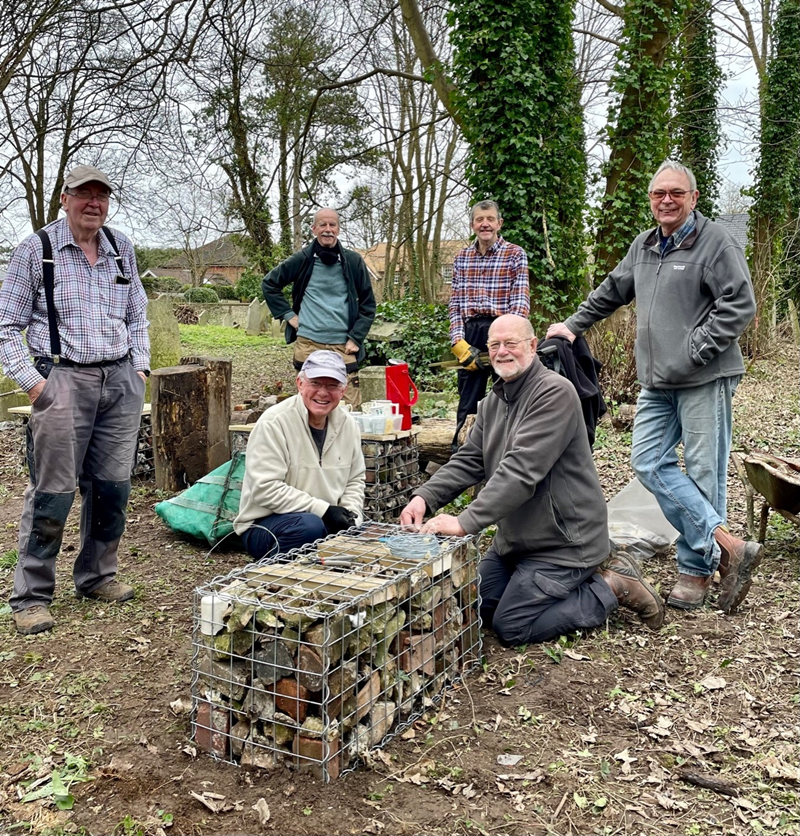 Friends of St Giles Hill Graveyard